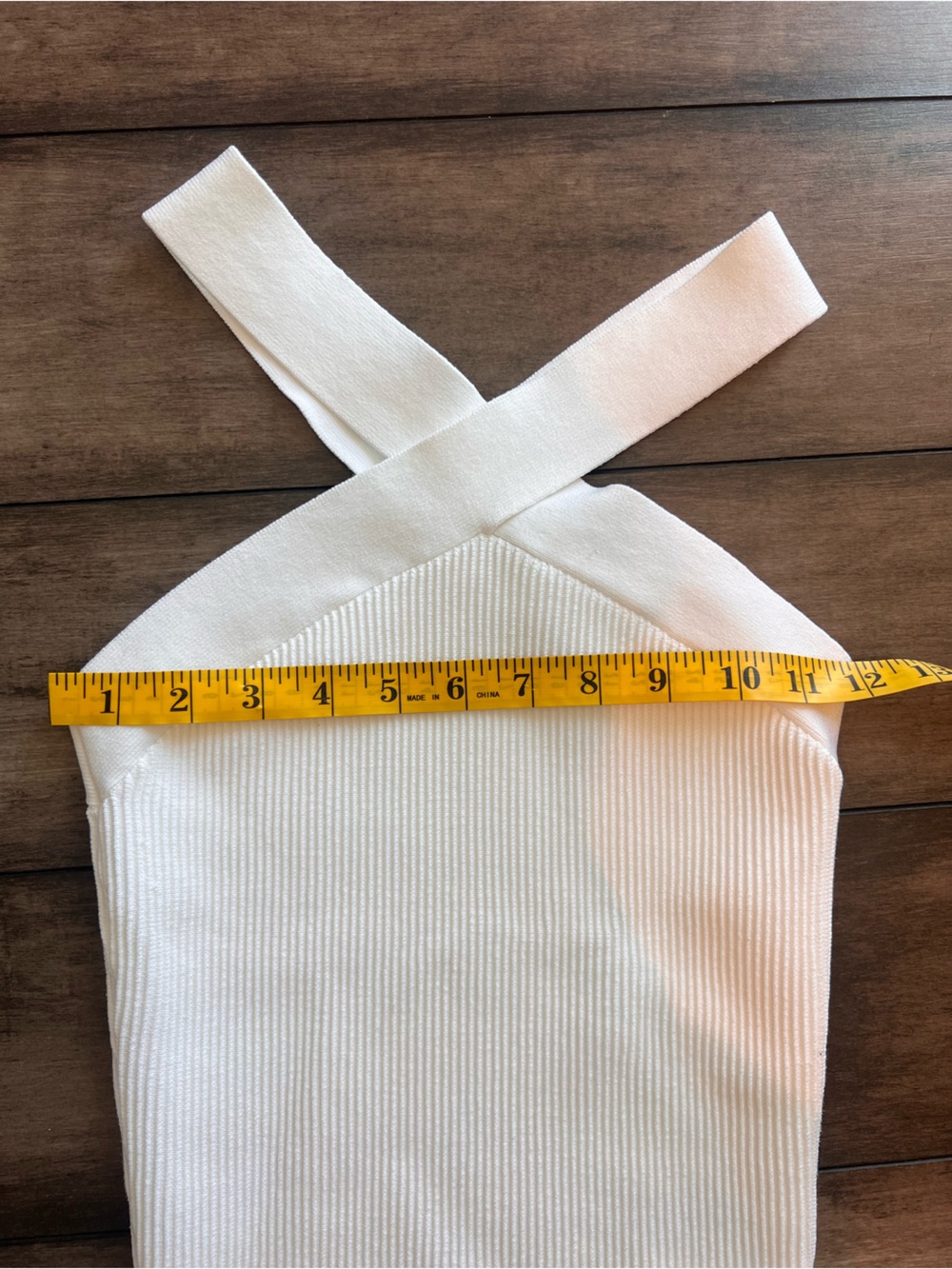 ARITZIA Babaton Sculpt Knit Criss Cross Tank Cropped White Women’s Medium - Picture 4 of 7